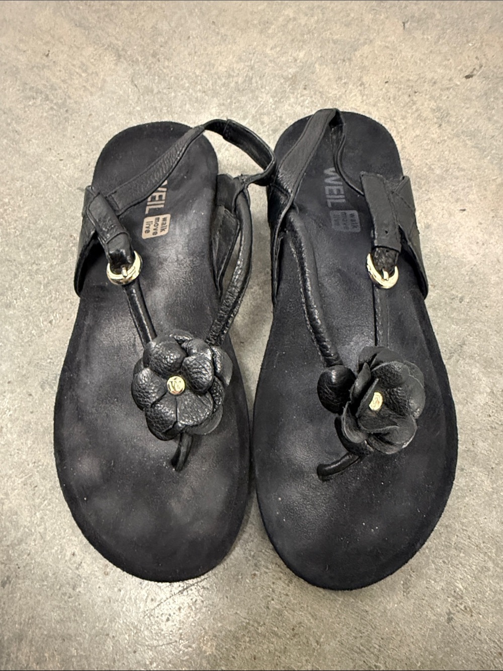 Black Floral Toe-Post Sandals with Gold Button